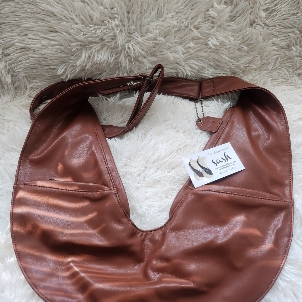 Sash Cognac Women's Hobo Bag NWT
